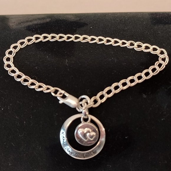 Mother Daughter Friends Sterling cham bracelet - Picture 3 of 7